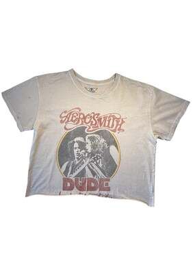 Aerosmith Dude Looks Like A Lady Distressed Crop Graphic T-Shirt M/L